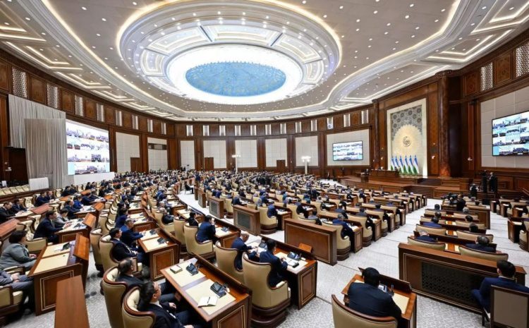 Мирзиёев коррупцияга қарши курашишда қандай ташаббусларни илгари сурди?