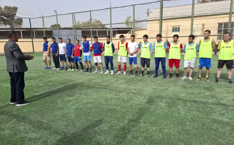  O`zbekiston Kasaba uyushmalari harakatining 120 yilligi munosabati bilan o`tkazilayotgan mini futbol turnirida “Sharg`unko`mir” AJ terma jamoasi munosib ishtirok etmoqda